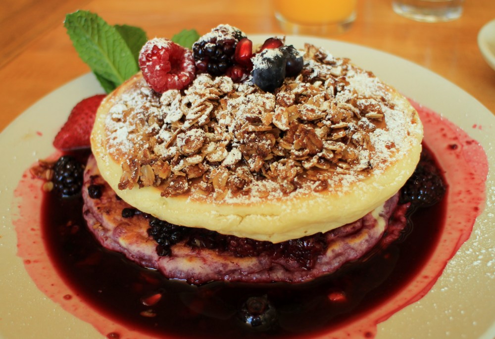 Blackberry bliss cakes