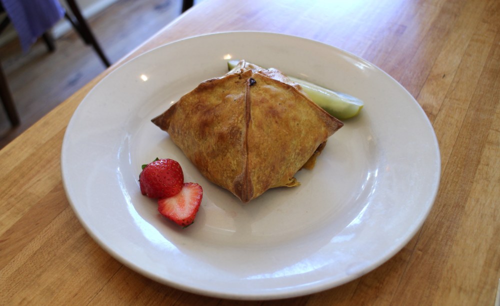 Jerk chicken empanada